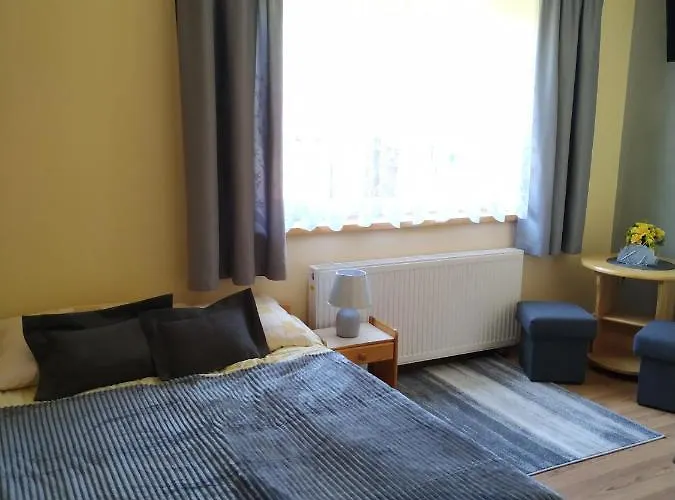 U Wiki - Mieroszyno * Jastrzębia Góra